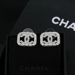 chanel boucles doreilles pour femme s_122a35a